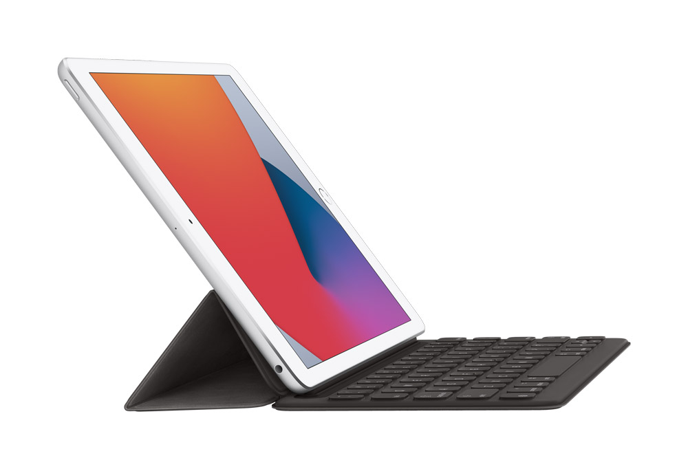 iPad_Wi-Fi_Silver_Smart_Keyboard_Folio_14FL_Type_Mode_Screen__USEN